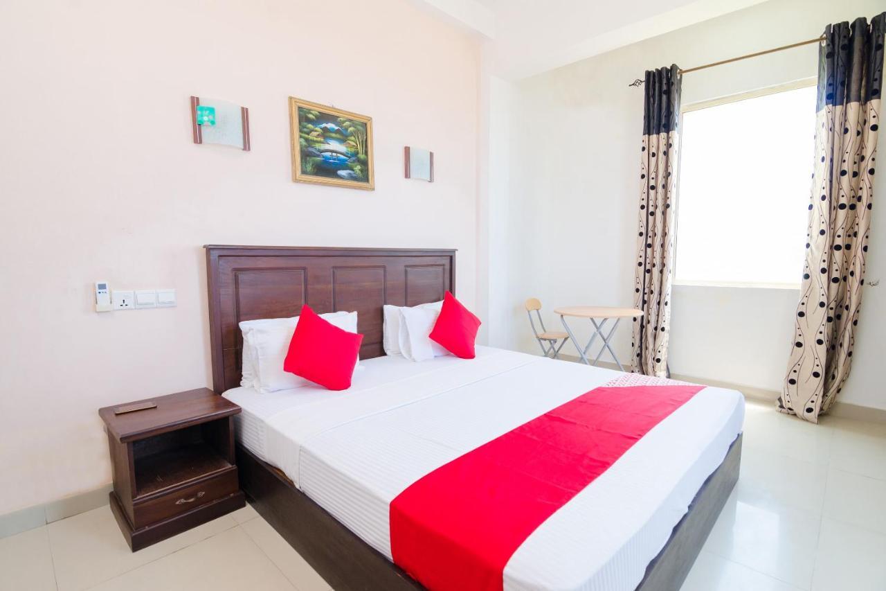Coral Breeze Colombo Hotel Kültér fotó
