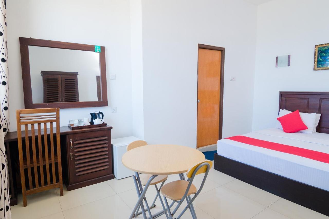 Coral Breeze Colombo Hotel Kültér fotó