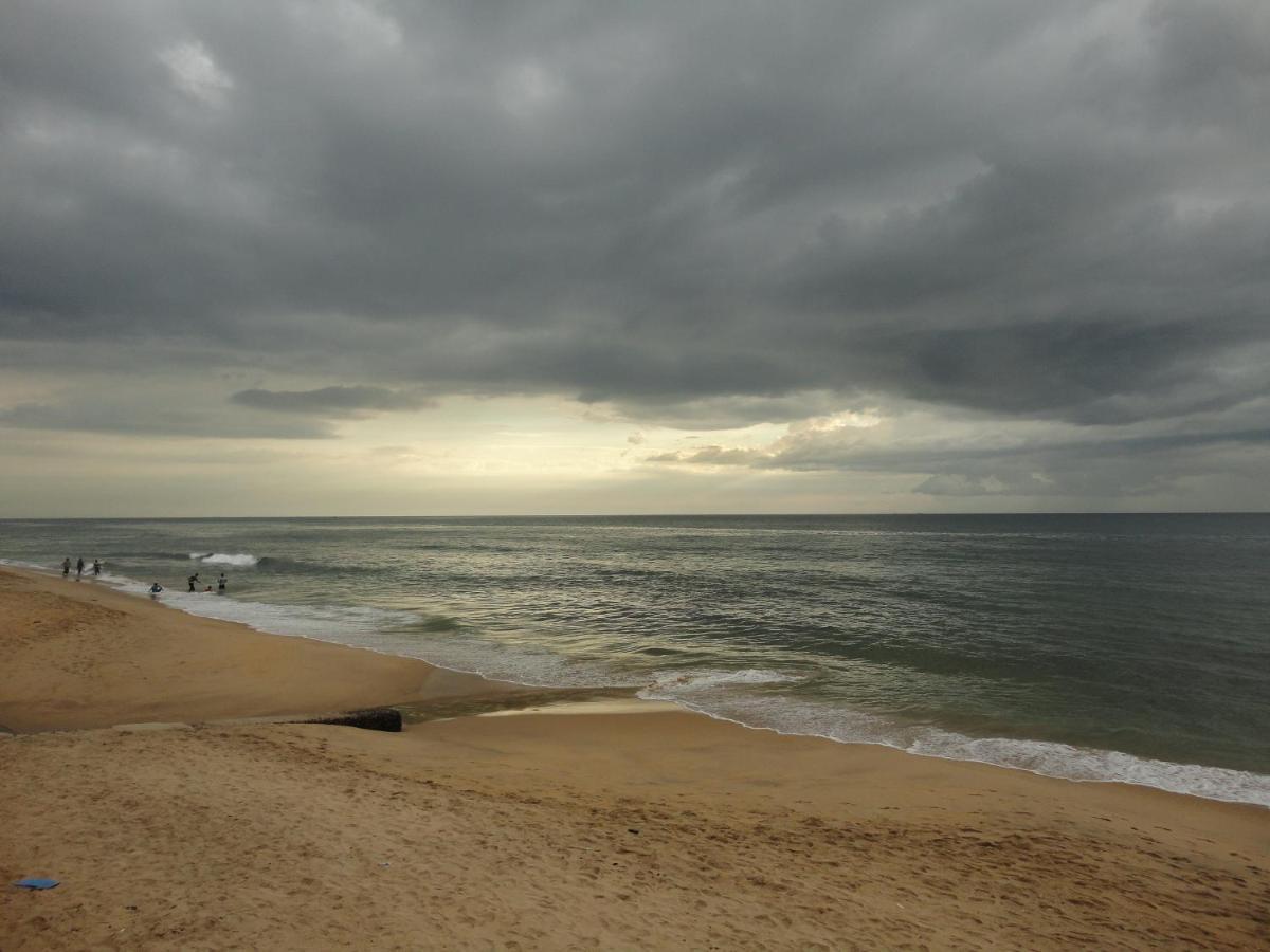 Coral Breeze Colombo Hotel Kültér fotó